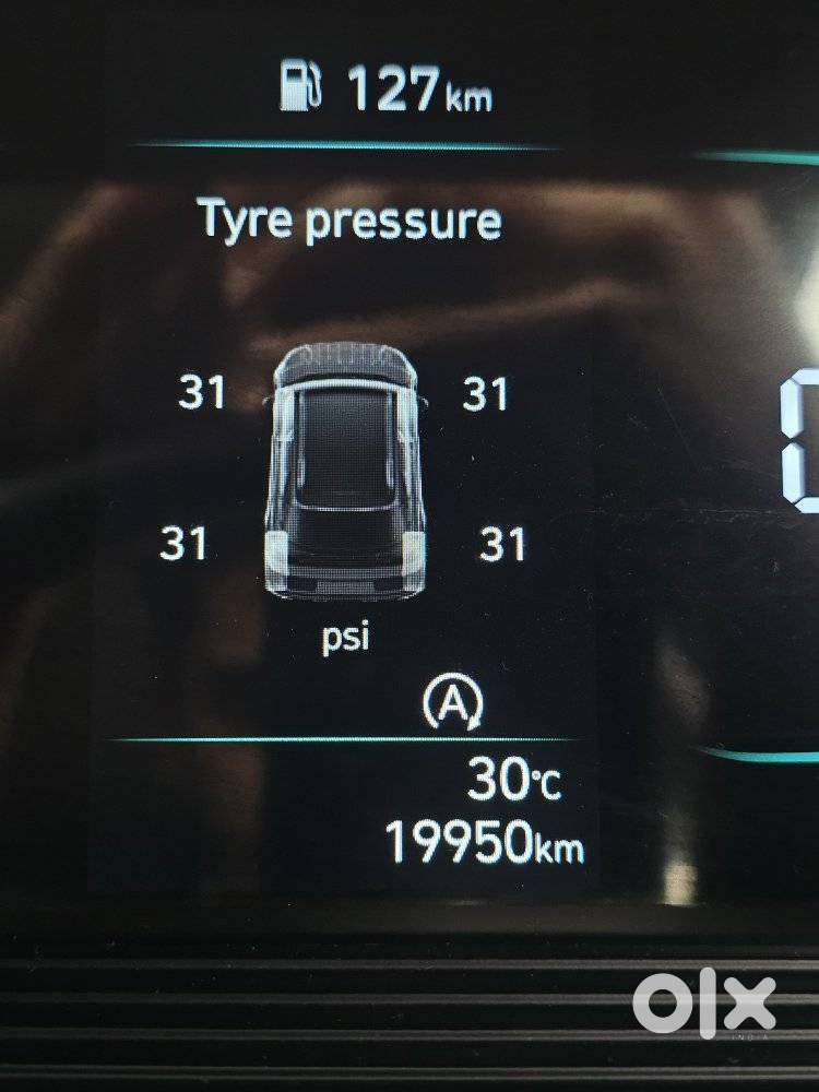 Hyundai Venue 1.2 S (o), 2024, Petrol