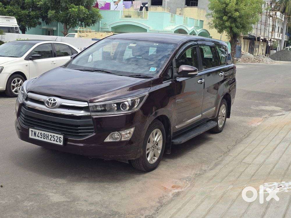 Toyota Innova Crysta 2.4 V, 2017, Diesel