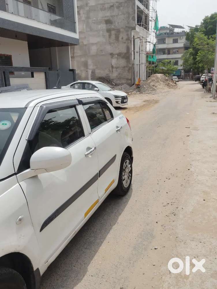 Badi Gadi Lene Ki Vajah Se Sel Kar Raha Hun Ertiga Romino
