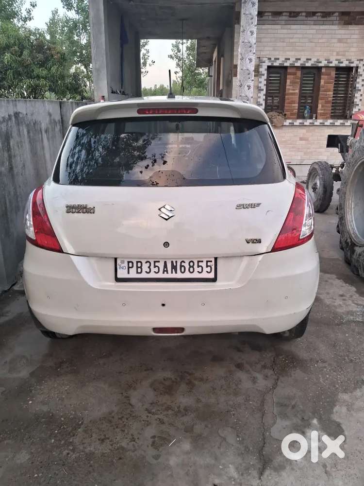 Maruti Suzuki Swift 2015 Diesel 97000 Km Driven