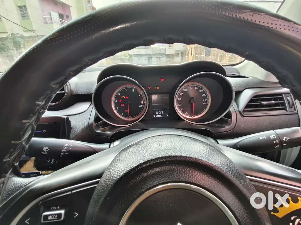 Maruti Suzuki Swift Vxi 2021