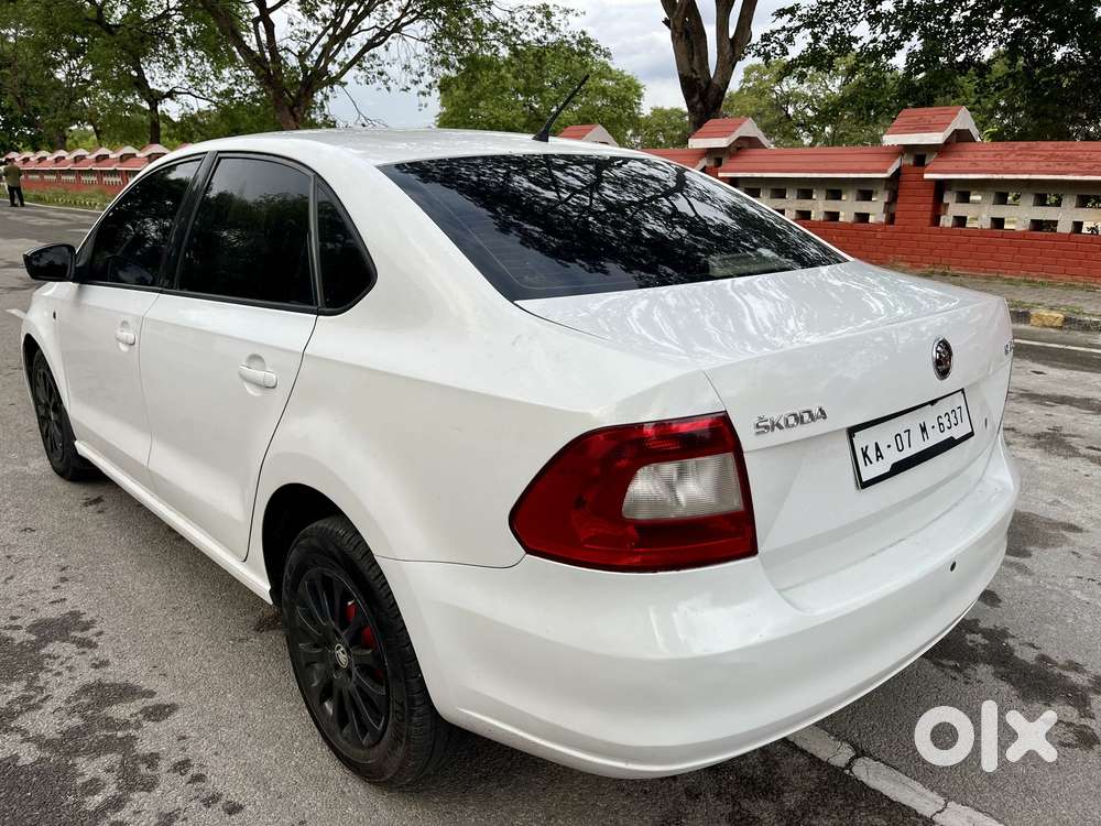 Skoda Rapid 1.5 Tdi Style Plus Black Package, 2015, Diesel