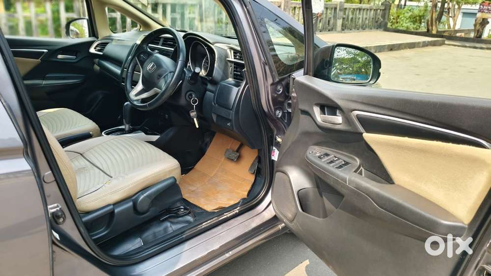 Honda Jazz V Automatic, 2017, Petrol