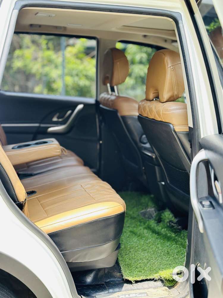 Mahindra Xuv500 W9 At, 2021, Diesel