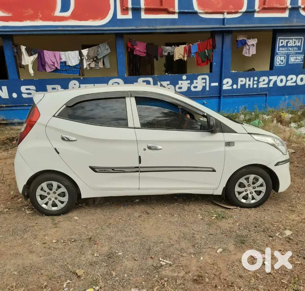 Hyundai Eon Era Petrol Manual 2017 Model