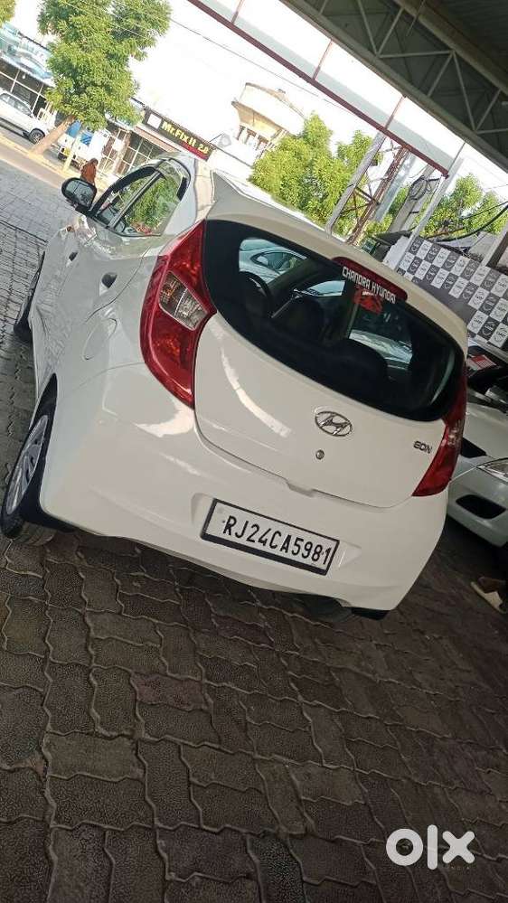 Hyundai Eon Era +, 2018, Petrol