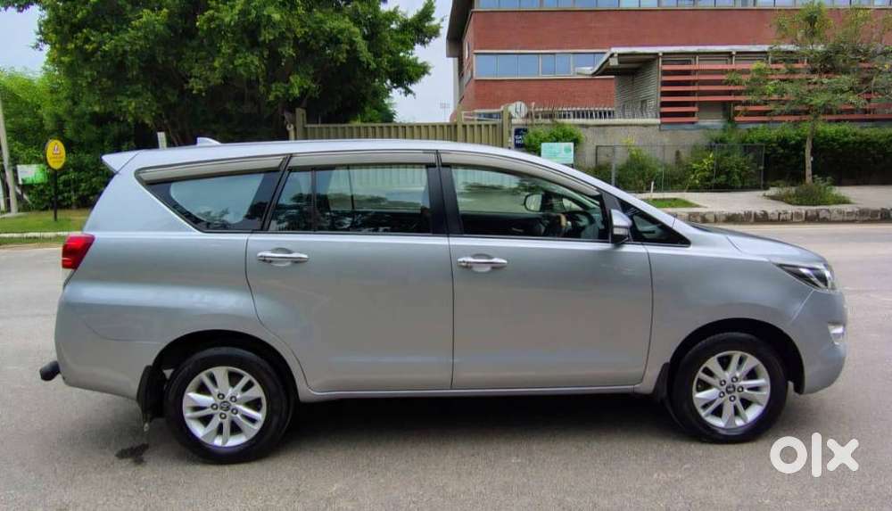 Toyota Innova Crysta 2.8 Gx At, 2017, Diesel