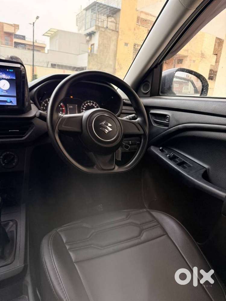 Maruti Suzuki Brezza Vxi At, 2023, Petrol