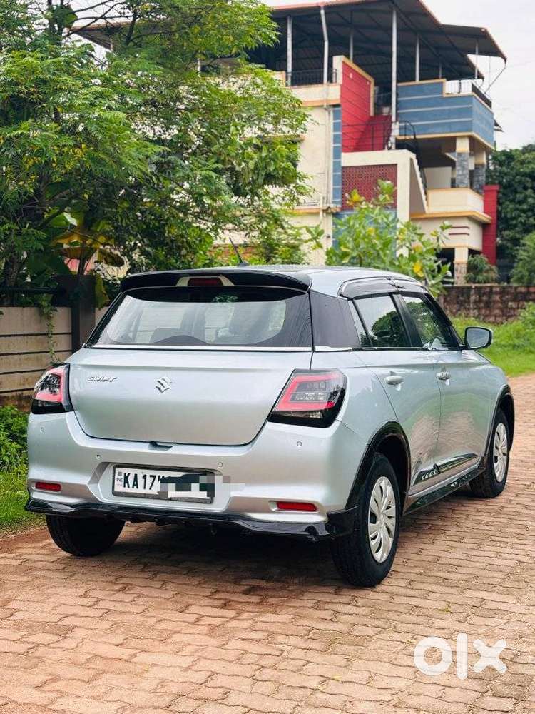 Maruti Suzuki New-gen Swift Vxi, 2024, Petrol