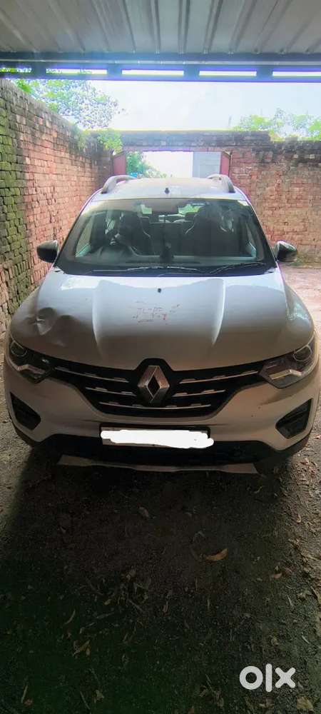 2022 Renault Triber Petrol Manual