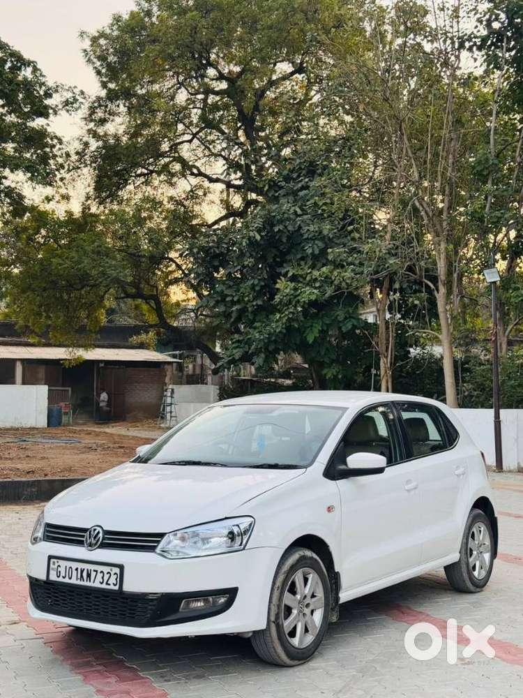 Volkswagen Polo Petrol Highline 1.6l, 2012, Diesel