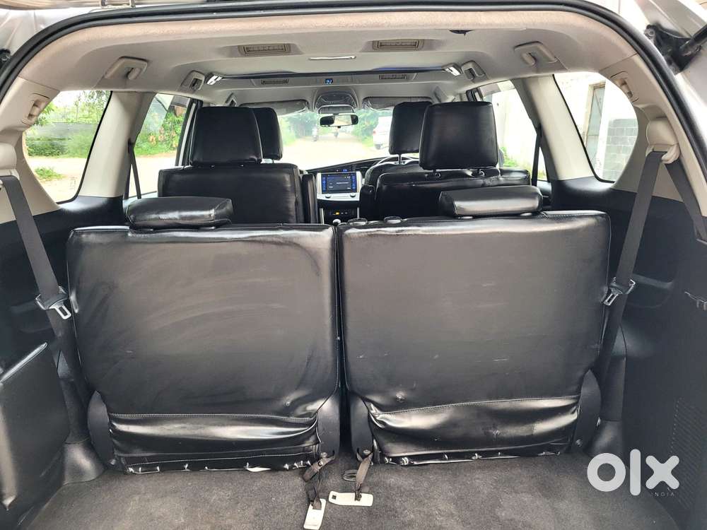 Toyota Innova Crysta 2.4 Vx Mt, 2016, Diesel