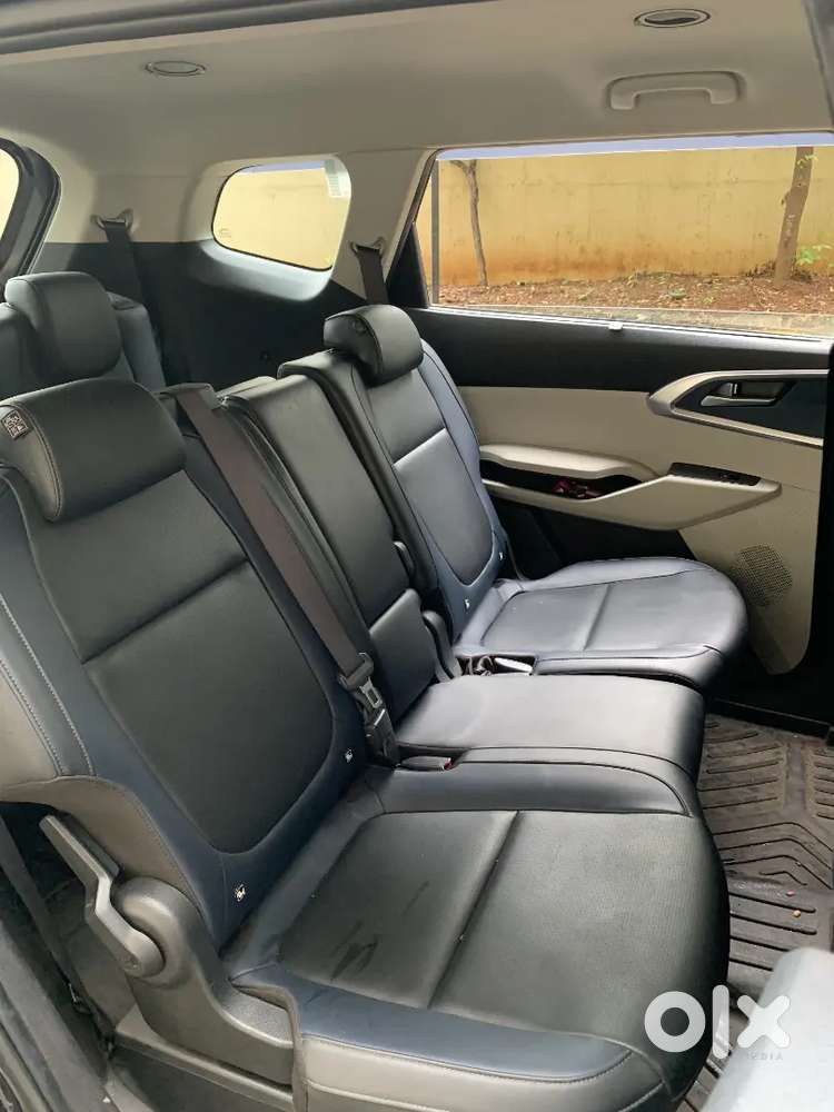 2024 Kia Carens Premium (o) Petrol Mt