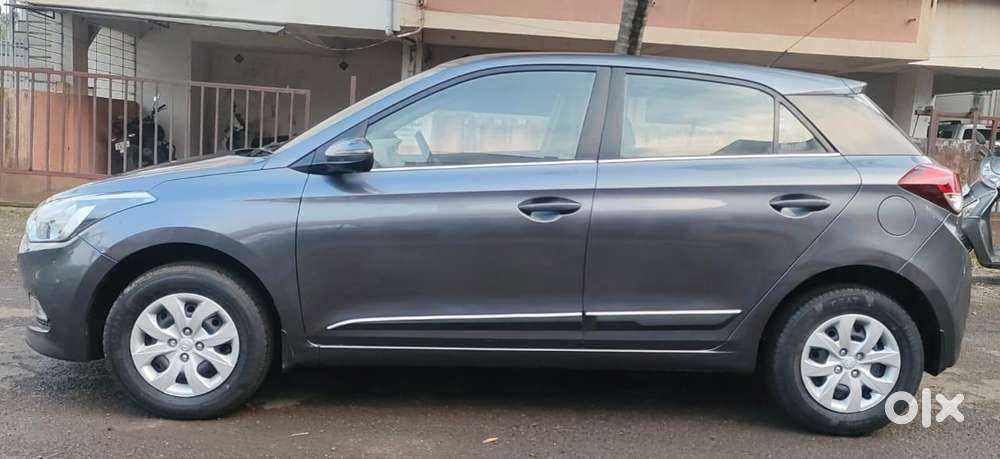 Hyundai I20 Sportz 1.2 Bs-iv, 2017, Petrol