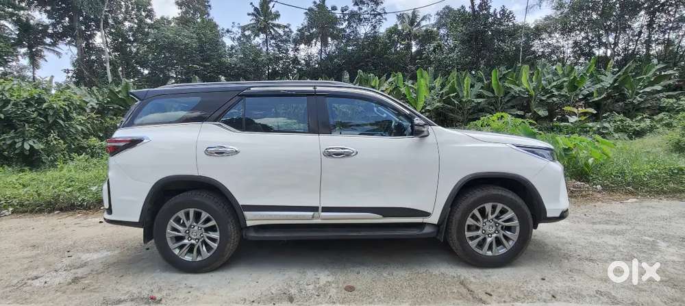 Toyota Fortuner Legender 2018 Diesel Automatic