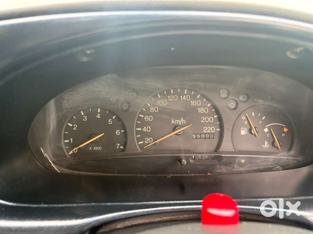 Ford Ikon Petrol Manual 2005 Km Driven
