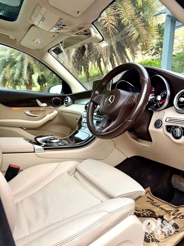 Mercedes-benz Glc Class 300 Celebration Edition, 2018, Petrol