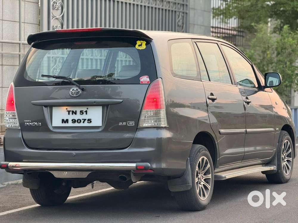 Toyota Innova 2.5 Gx 7 Str Bs-iii, 2011, Diesel
