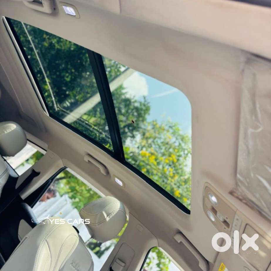 Mahindra Xuv700 2.0 Ax 5 Petrol At Str, 2022, Diesel