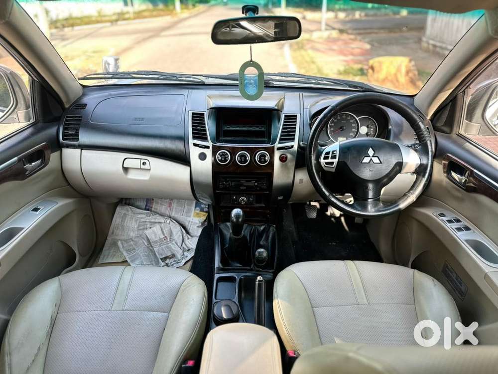 Mitsubishi Pajero Sport 2.5 Manual, 2012, Diesel