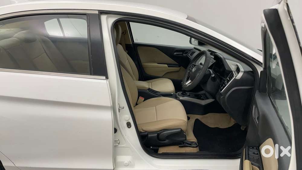 Honda City 1.5 V 4th Gen I-vtec Mt, 2020, Petrol
