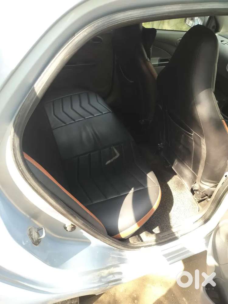 Toyota Etios 1.5 G 2012