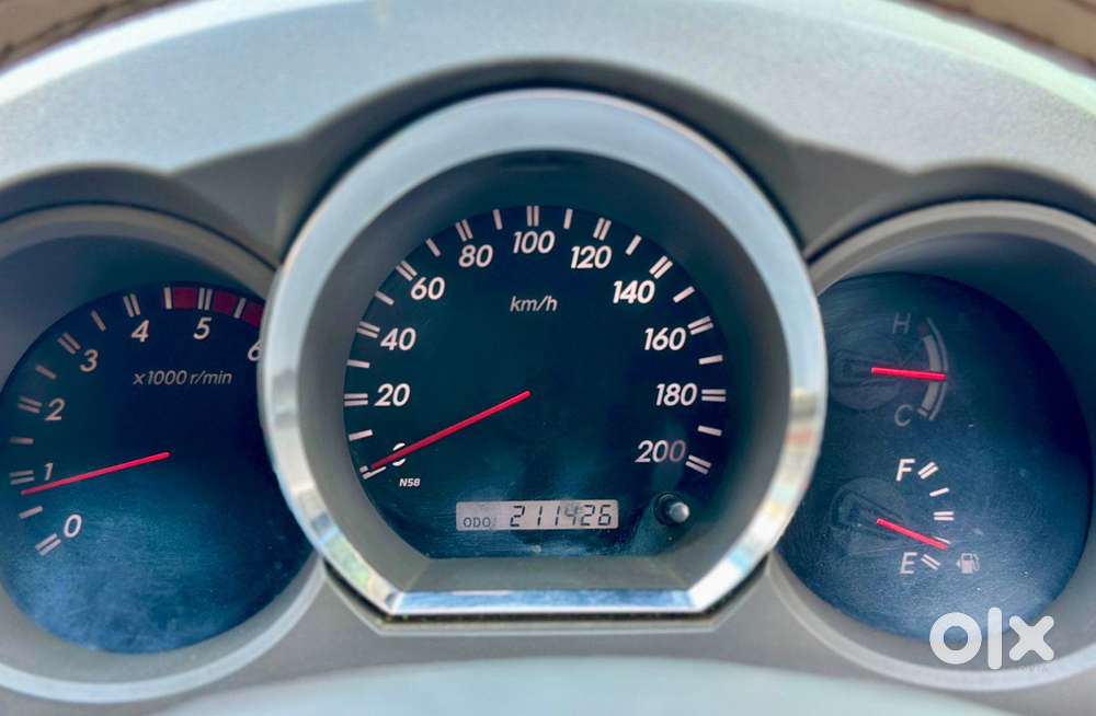 Toyota Fortuner 3.0 4x4 Manual, 2010, Diesel