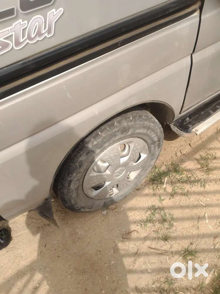 Maruti Suzuki Eeco 2016
