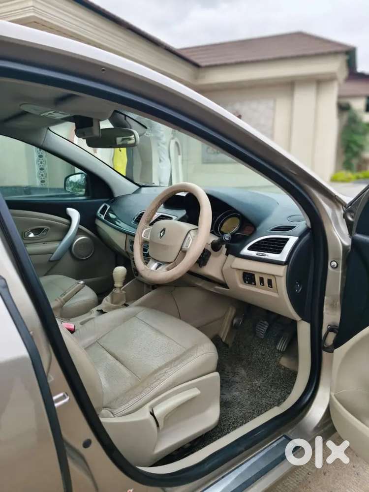 Renault Fluence 2012 Diesel 145000 Km Driven