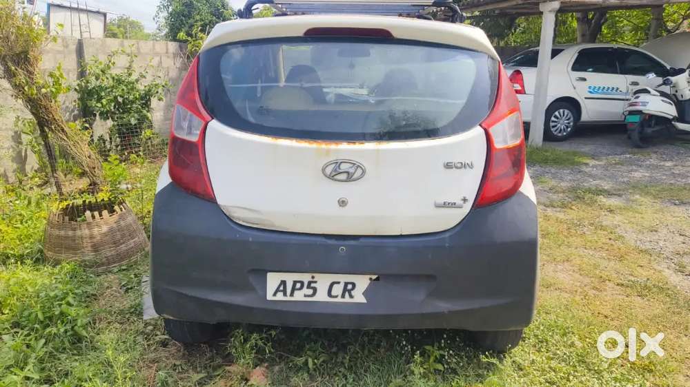Hyundai Eon Era 2013 Petrol & Lpg