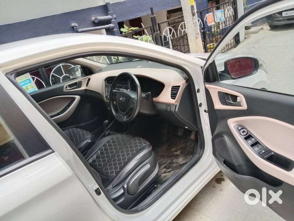 Hyundai Elite I20 Sportz (o) 1.2, 2016, Petrol