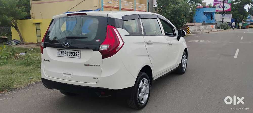 Mahindra Marazzo M4, 2020, Diesel