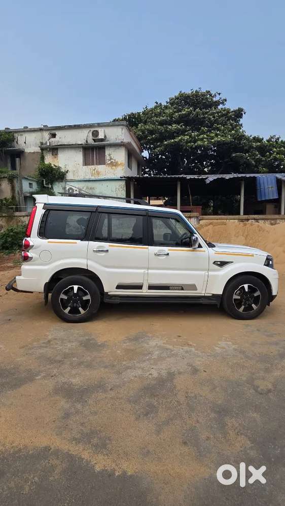 Mahindra Scorpio Classic 2024 Diesel Well Maintained