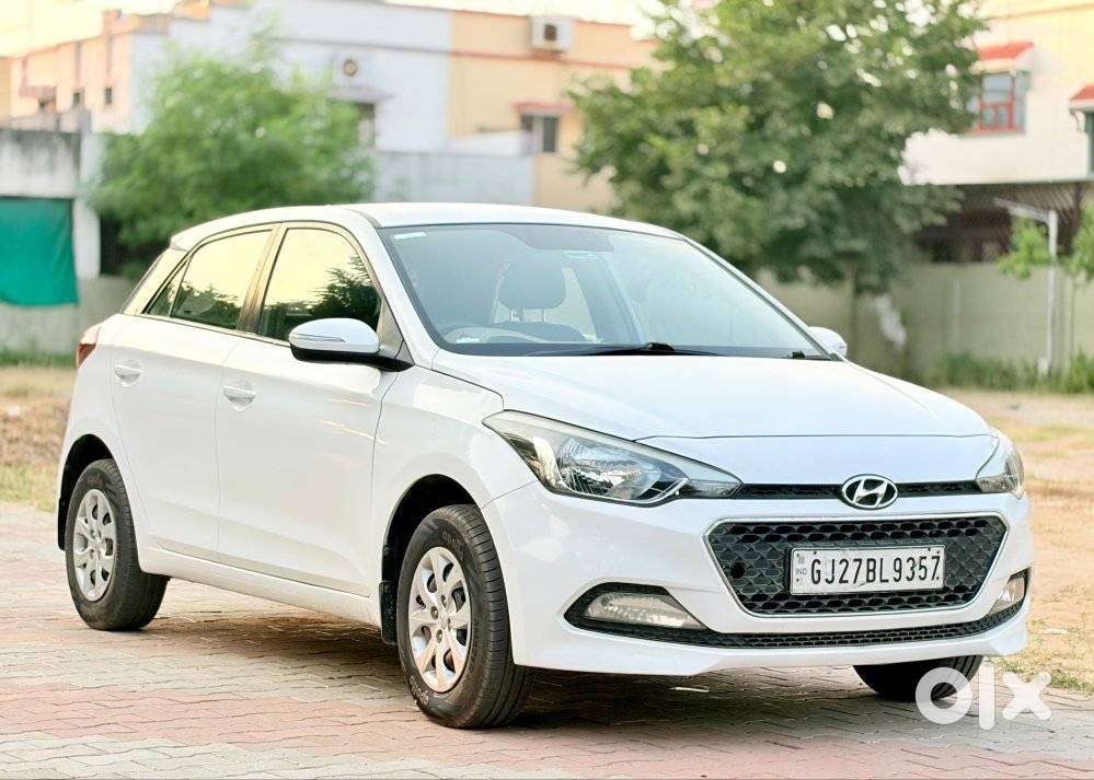 Hyundai I20 Petrol Spotz, 2017, Petrol
