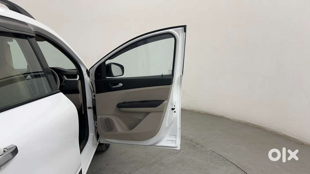Renault Triber Rxz Easy-r Amt, 2022, Petrol