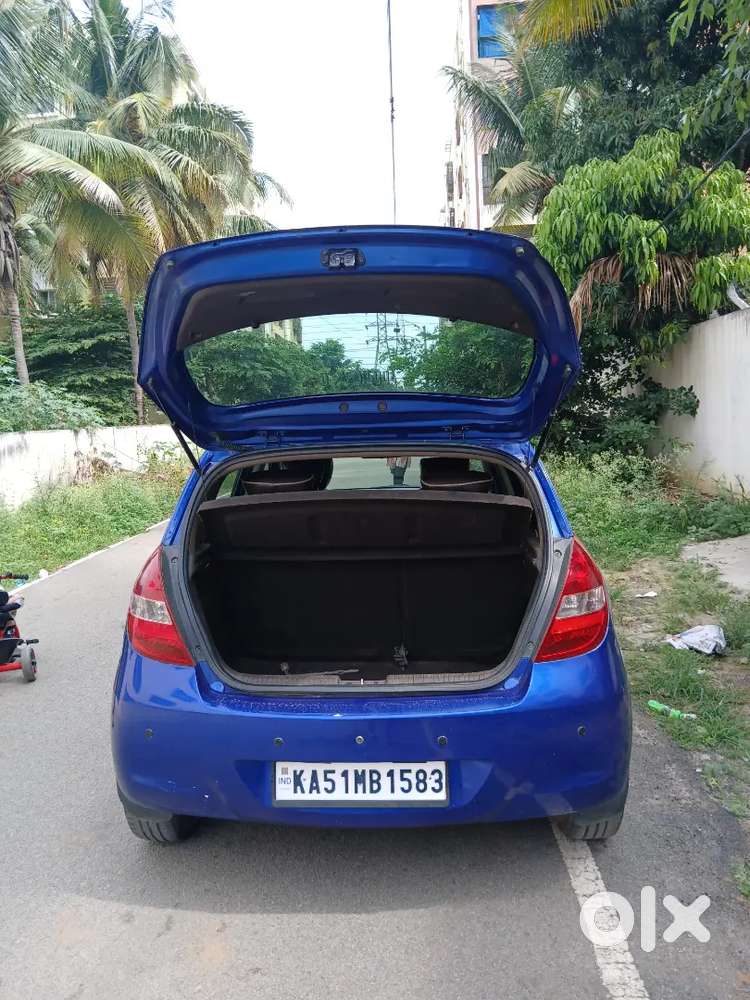 Hyundai I20 Spotz 2011 Car