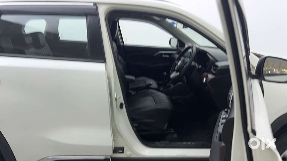 Maruti Suzuki Grand Vitara 1.5 Sigma Smart Hybrid, 2023, Petrol
