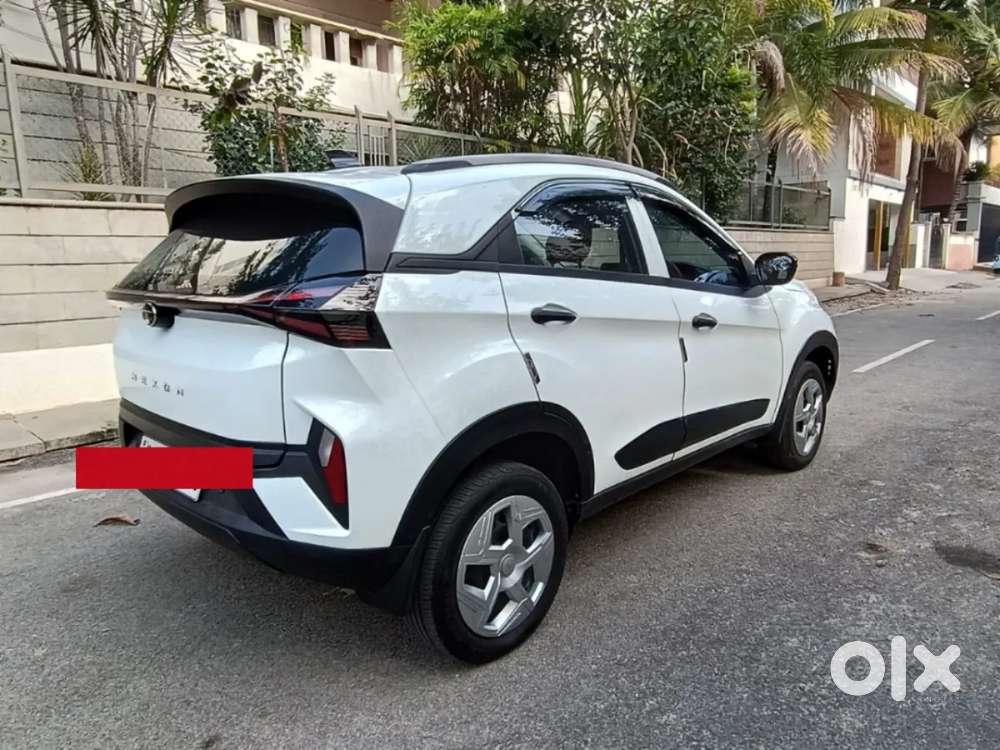 Tata Nexon Creative Plus 1.2 Revotron Petrol 6 Amt, 2024, Petrol