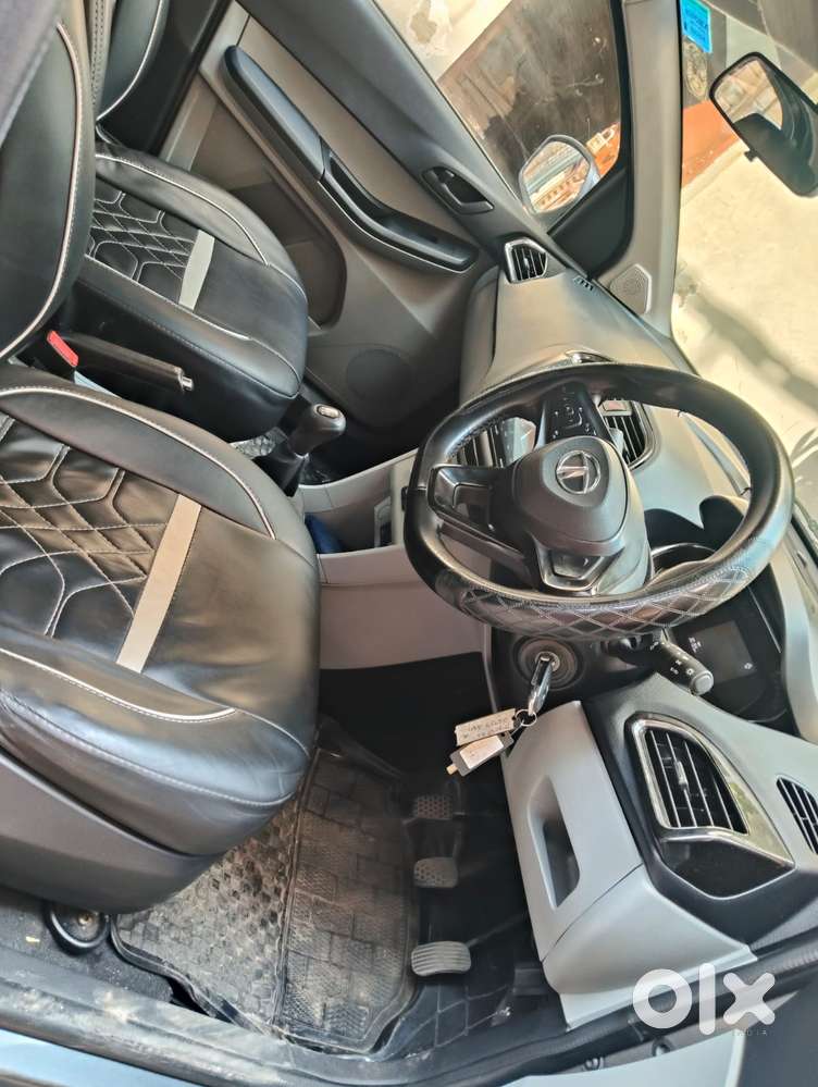 Tata Tiago 1.2 Revotron Xt (o), 2023, Petrol