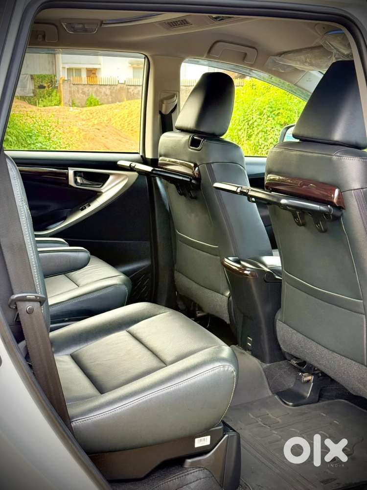 Toyota Innova Crysta 2.4 Z 7 Str, 2023, Diesel