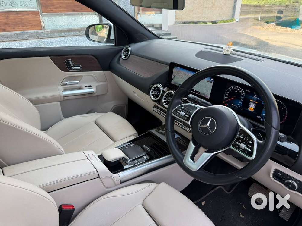 Mercedes Gla 220d New Shape  Under Warranty