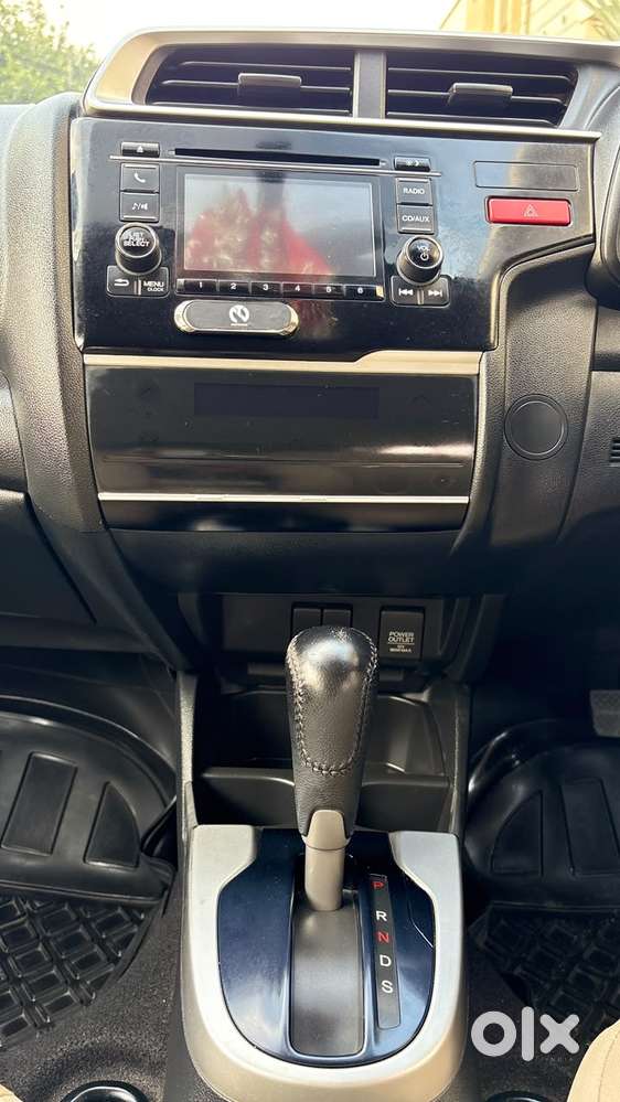 Honda Jazz V Automatic, 2015, Petrol
