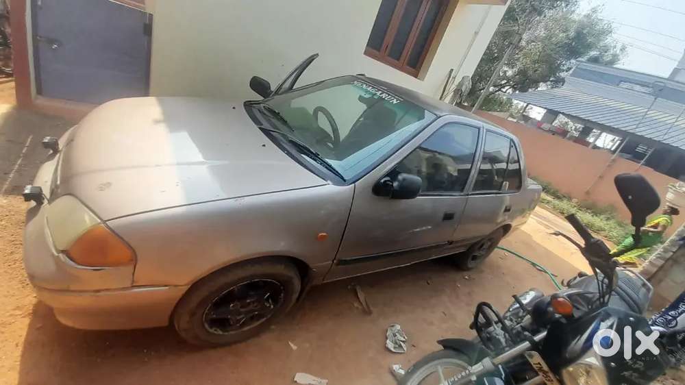 Maruti Suzuki Esteem 2001 Petrol 120000 Km Driven