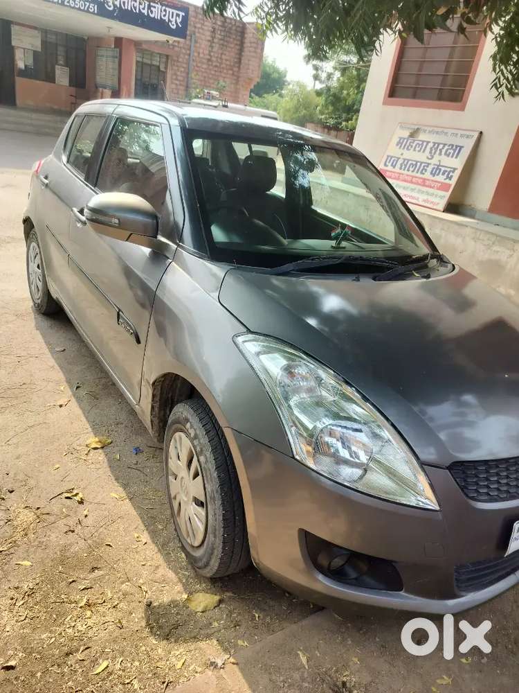 Maruti Suzuki Swift Vxi 2013