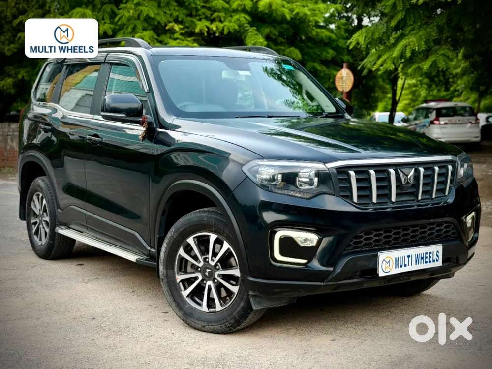 Mahindra Scorpio N Z4 Petrol Mt 7 Str, 2024, Petrol
