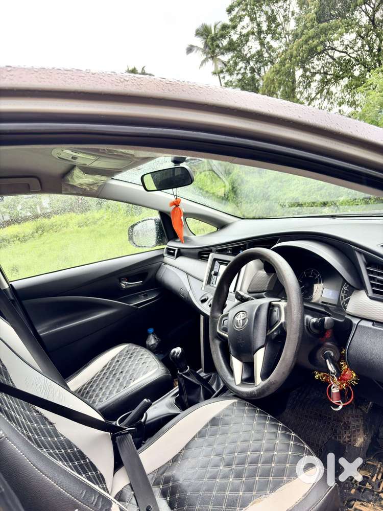 Toyota Innova Crysta 2.4 G Mt, 2017, Diesel