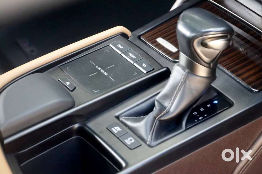 Lexus Es 300h, 2020, Petrol