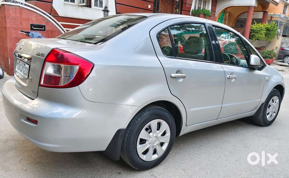 Maruti Suzuki Sx4 Vxi Bsiv, 2010, Petrol