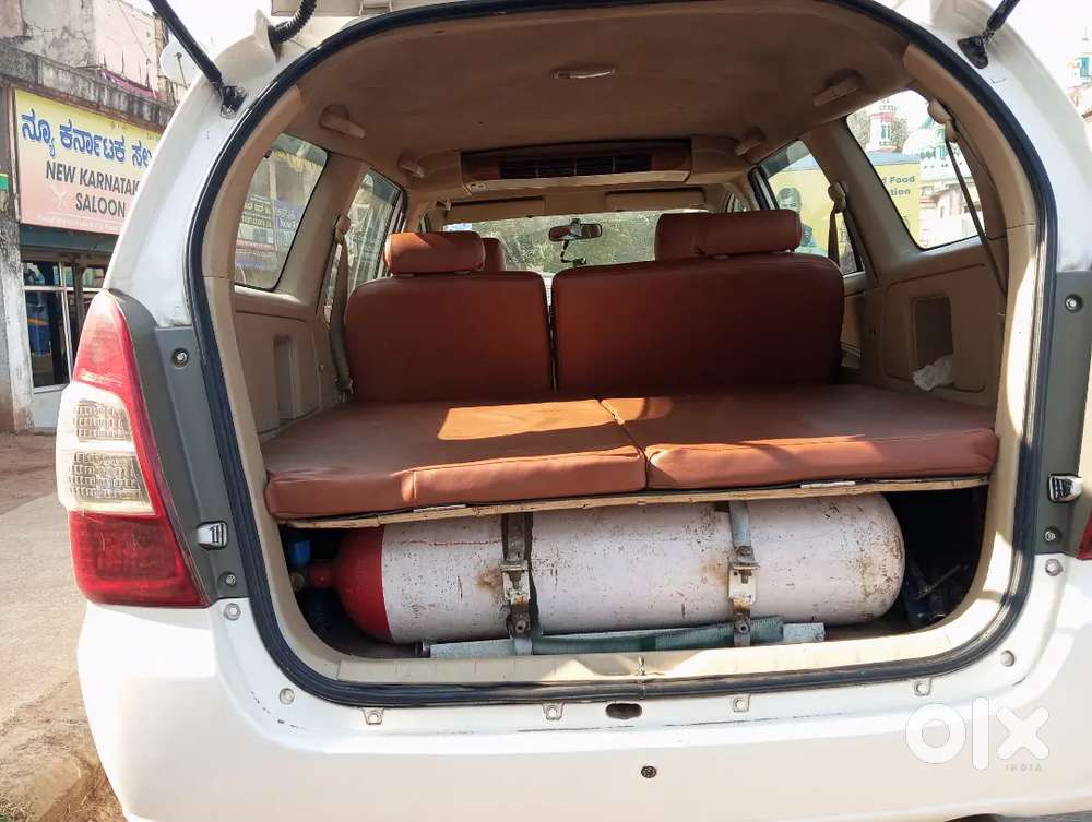 Innova Cng+petrol For Sale