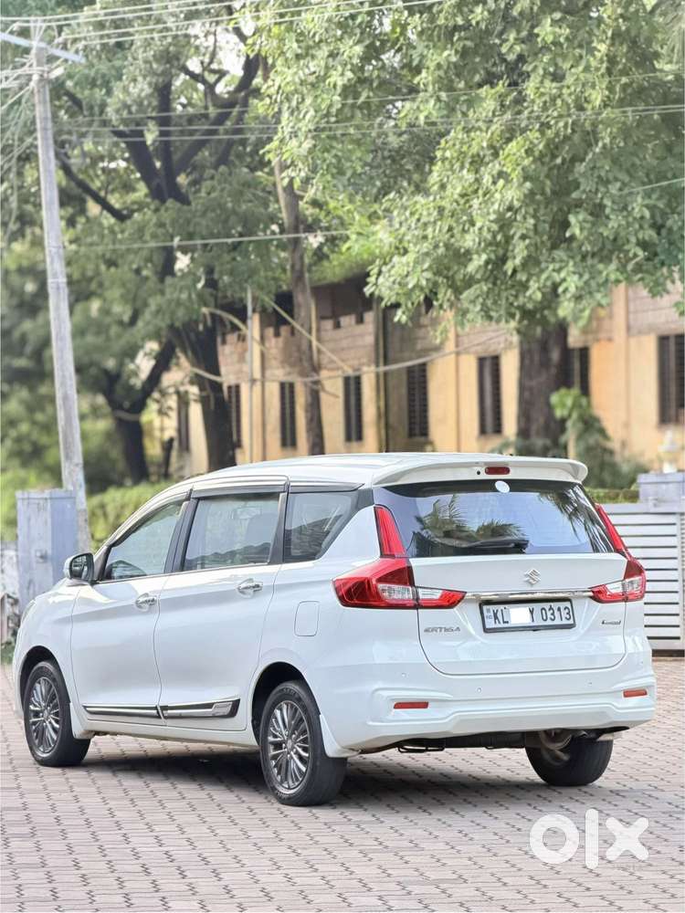 Maruti Suzuki Ertiga 1.5 Zxi Plus Shvs, 2019, Petrol
